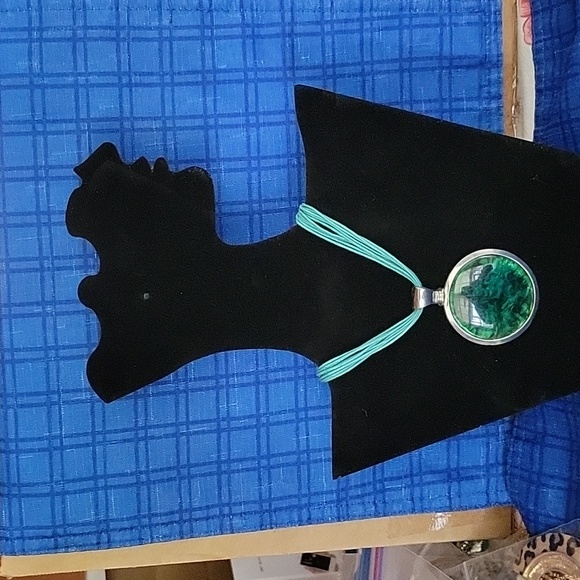 Jewelry - Emerald green